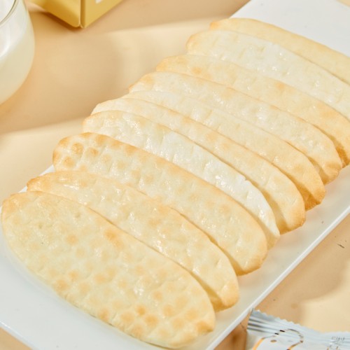 Melt in the mouth Teething Wafers Baby Rice Rusks health snack Rice Cracker from China