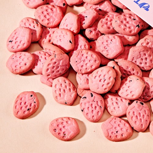 Halal certified Baby Strawberry biscuits From the Professional Baby snack Manufacturer in China